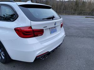 BMW 330i xDrive Touring M Sport 2017 года  (NA)